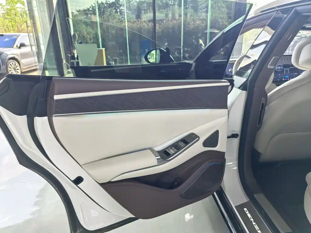 Denza Z9GT 2024 1100 AWD Ultra Edition