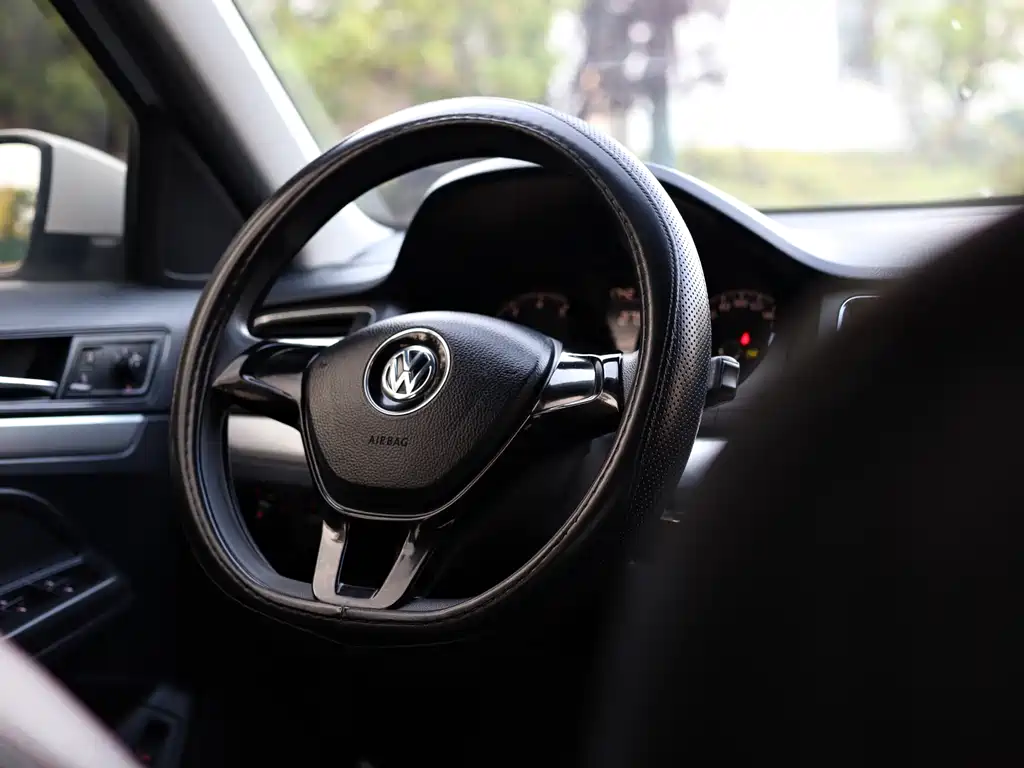 Volkswagen Lavida 2017 1.6L Automatic Fashion Edition
