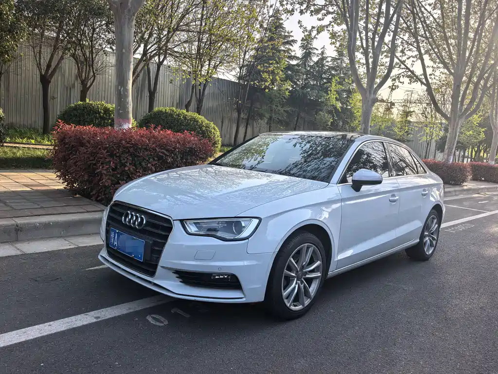 Audi A3 2016 Limousine 35 TFSI Fashion
