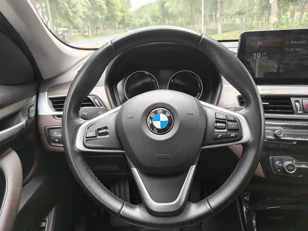 BMW X1 2019 sDrive18Li Premium Edition