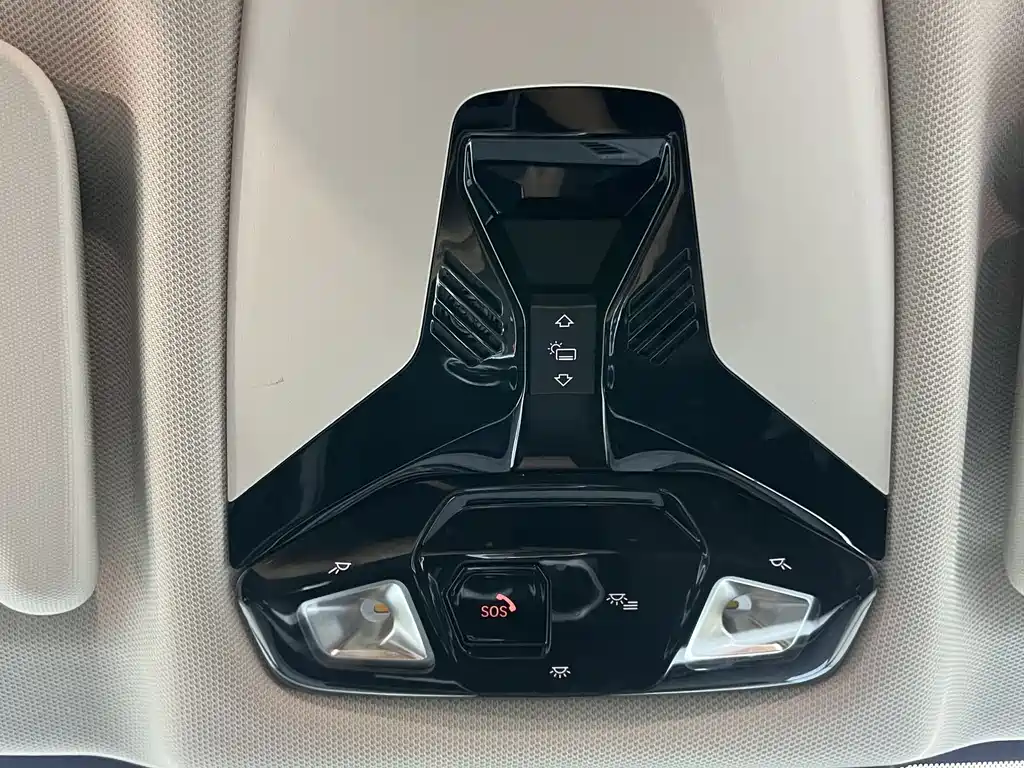 BMW X1 2023 sDrive20Li X Design Package - фото 12