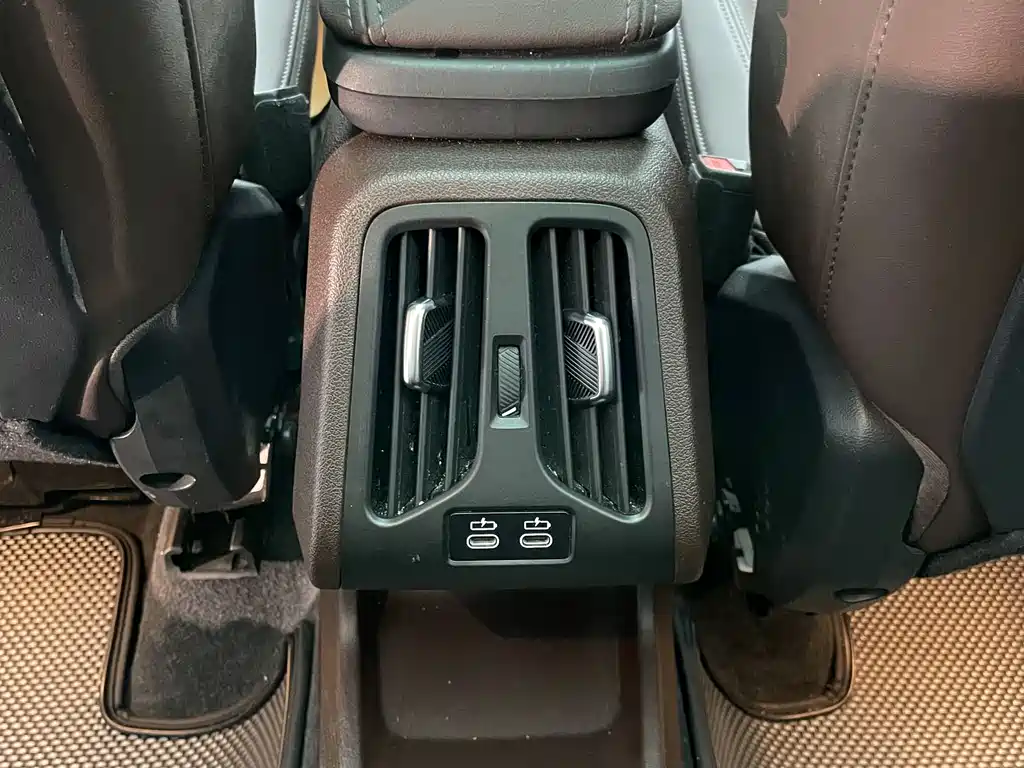 BMW X1 2023 sDrive20Li X Design Package - фото 24