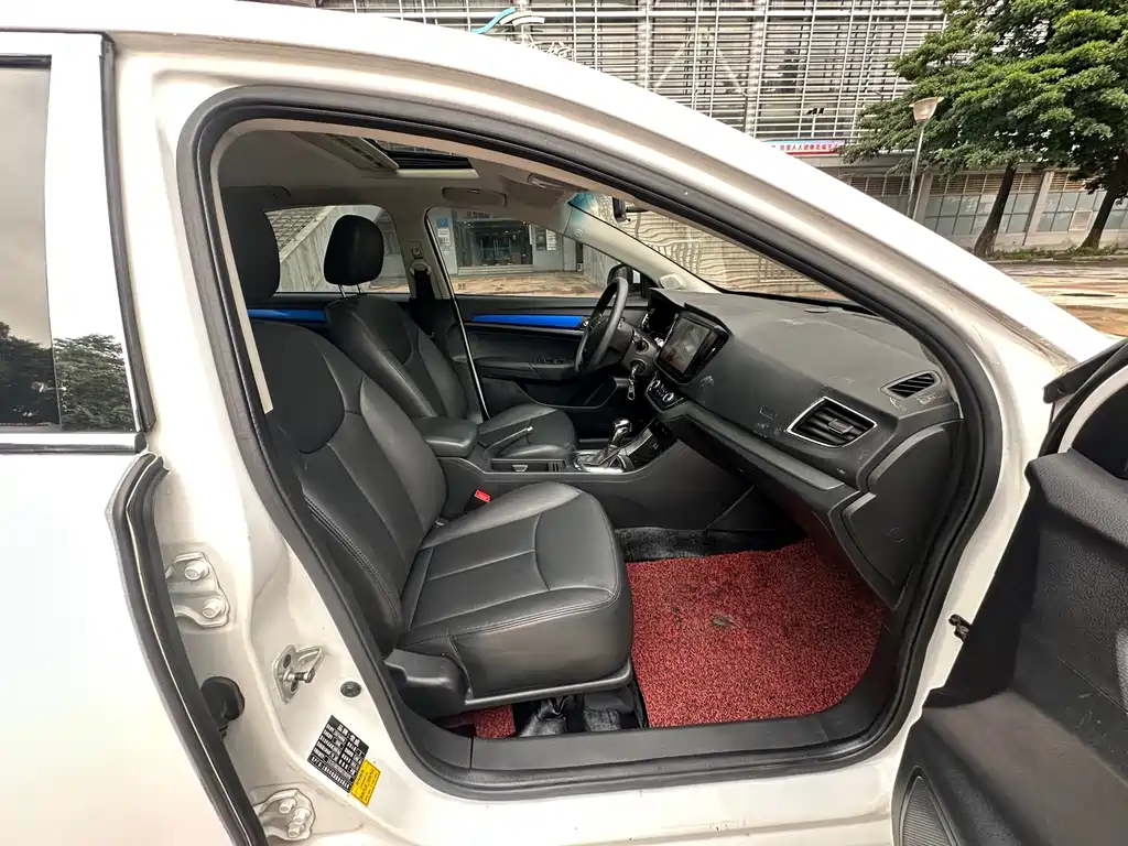 Roewe 360 2017 1.5L Automatic Luxury Edition