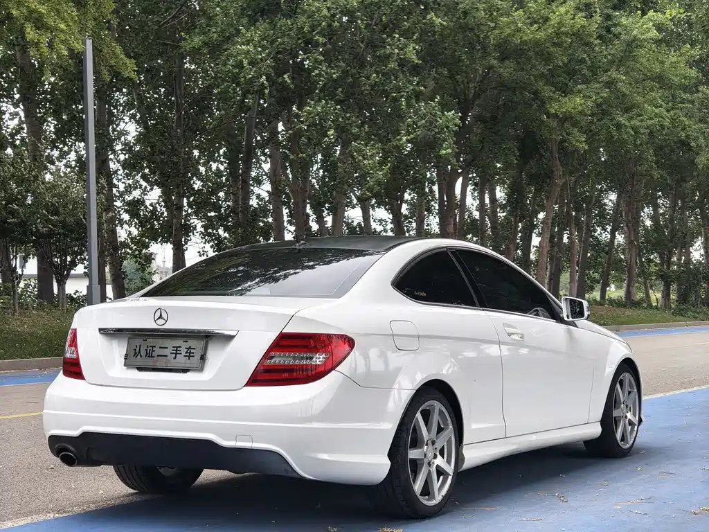 Mercedes-Benz C-Class 2013 C 180 Coupe (Import)