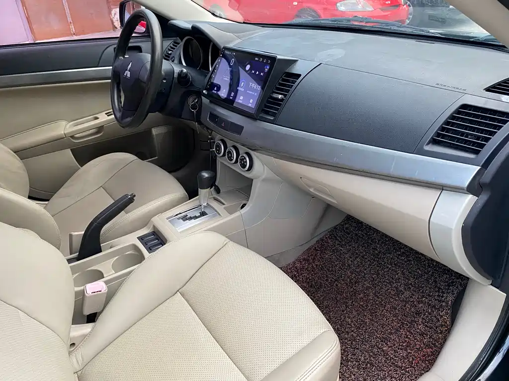 Mitsubishi Lancer EX 2010 Fashion Edition 1.8L CVT Comfort