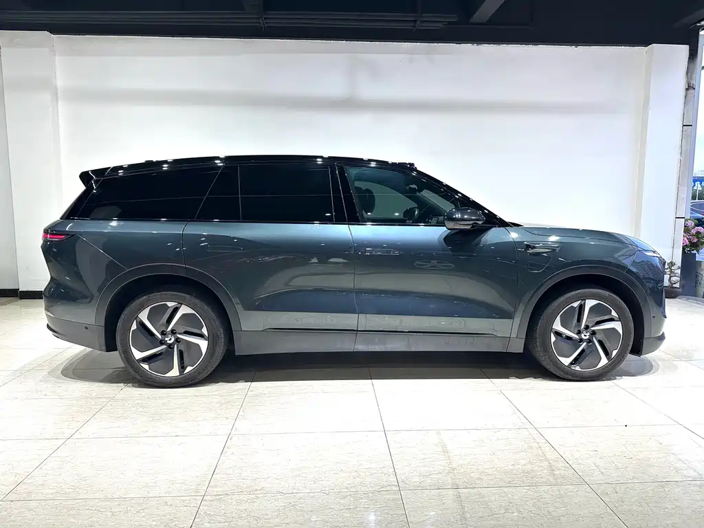NIO ES8 2023 75kWh
