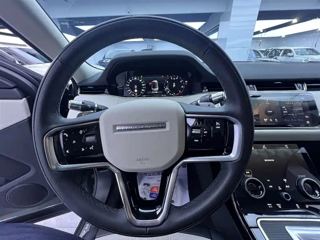Range Rover Evoque L 2021 249PS R-Dynamic First Edition