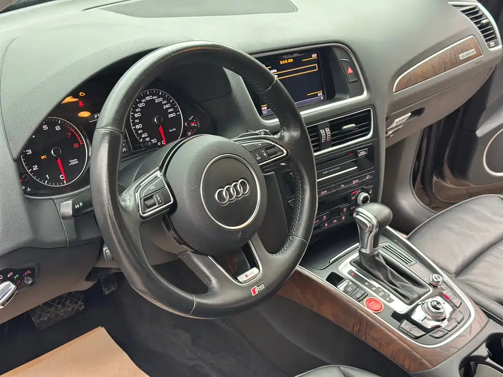 Audi Q5 2017 40 TFSI Comfort