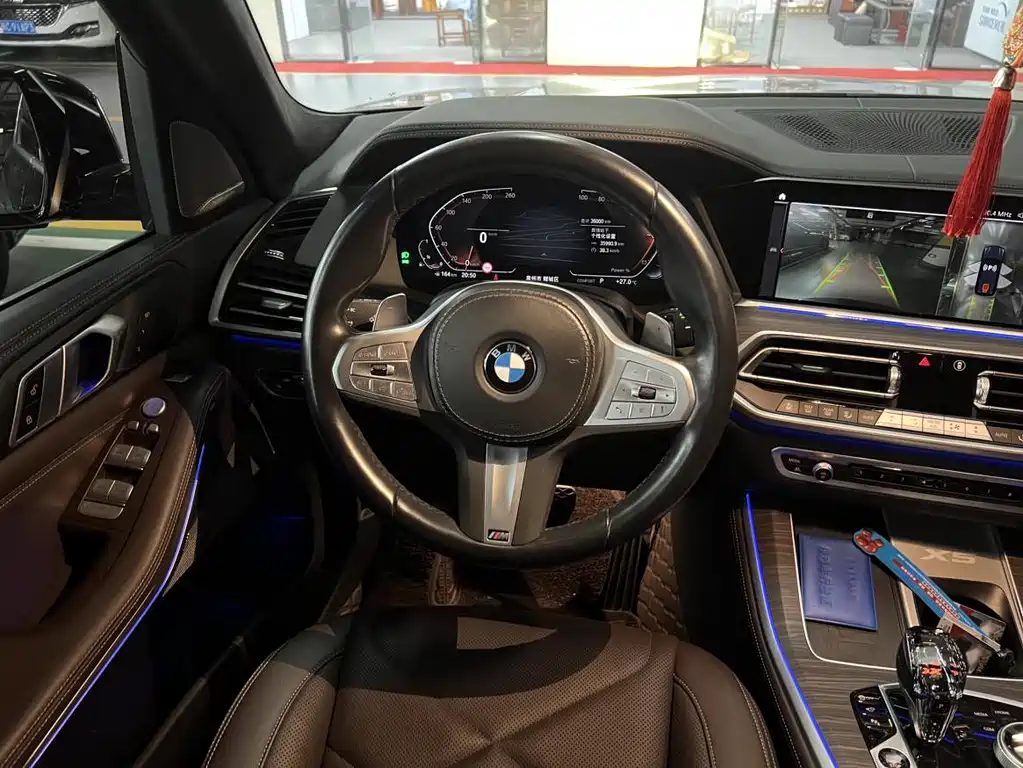 BMW X5 2022 xDrive 40Li M Sport Package - фото 12