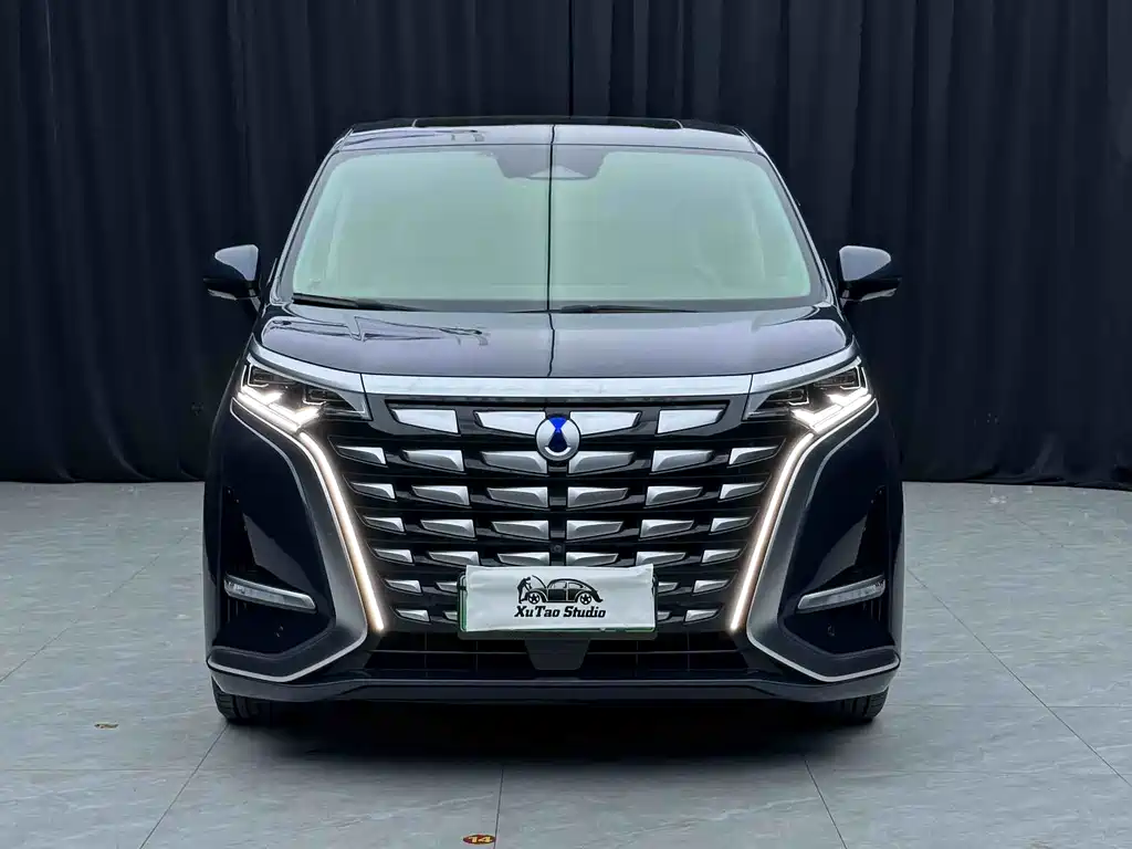Denza D9 2022 DM-i 970 AWD Flagship