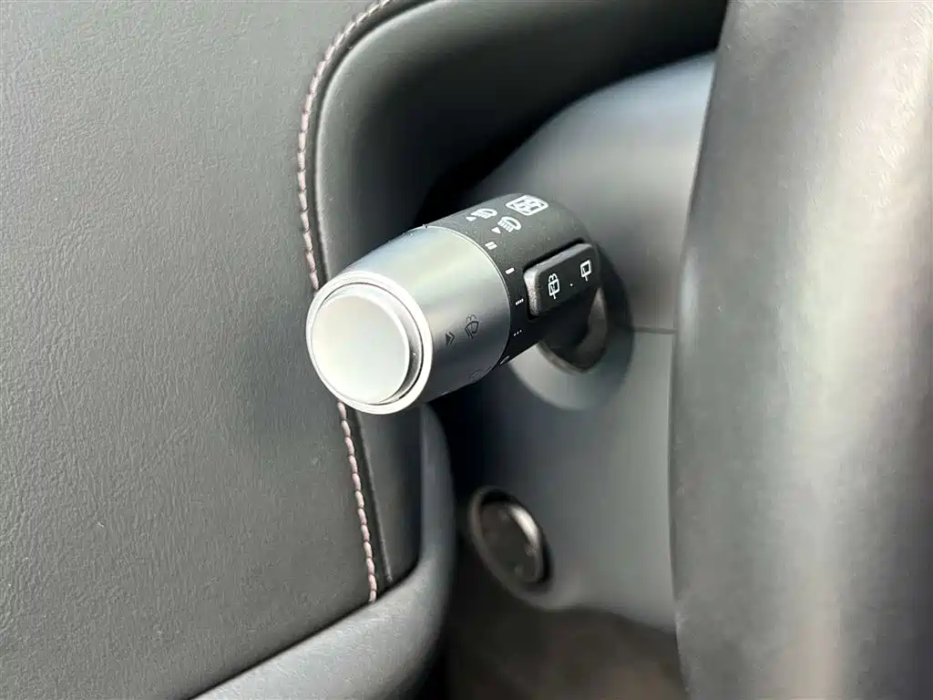 Li Auto L8 2023 Pro