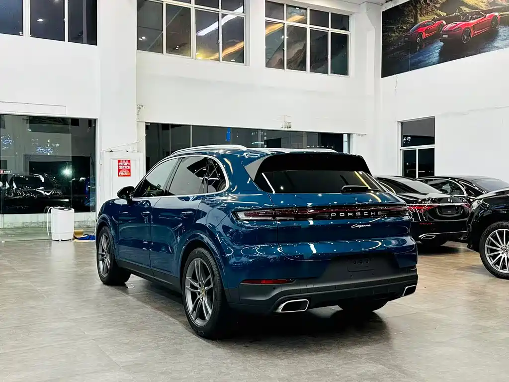 Porsche Cayenne 2024 3.0T