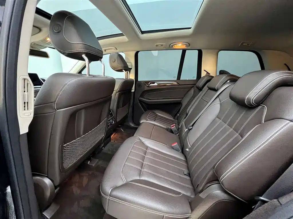 Mercedes-Benz GLS 400 4MATIC