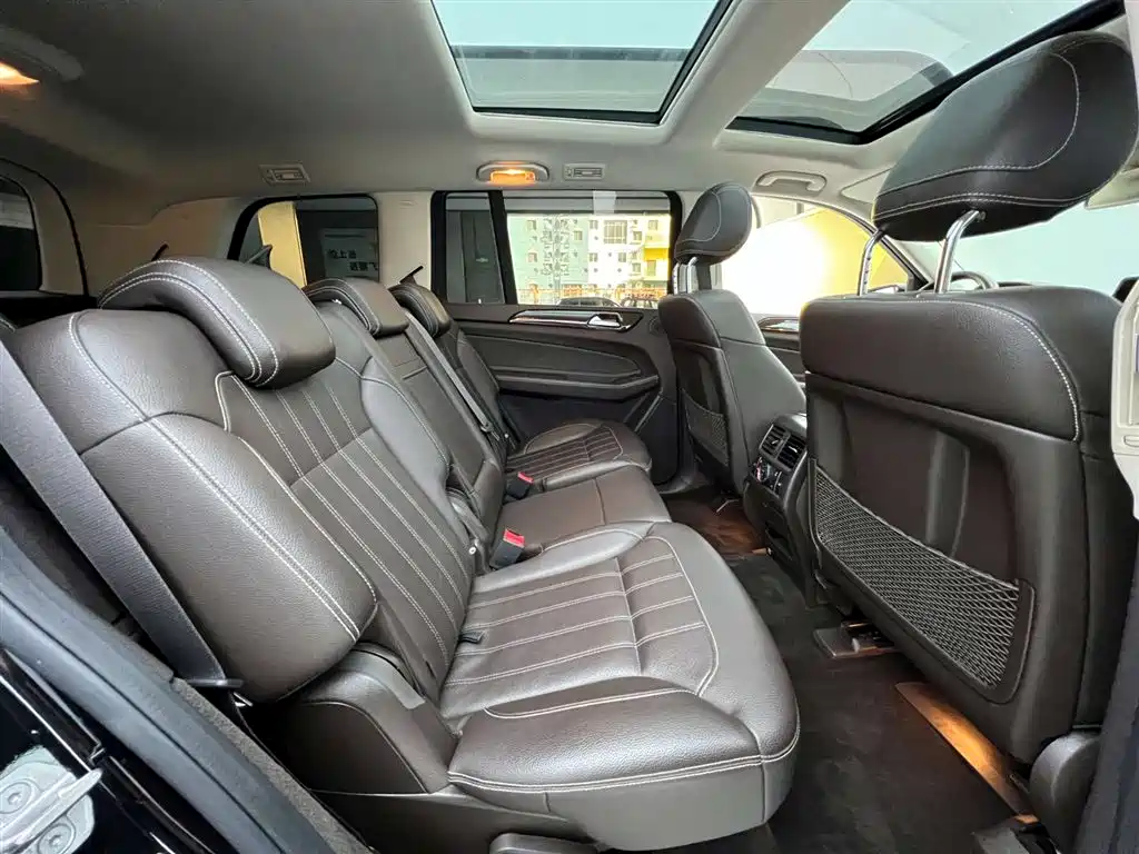 Mercedes-Benz GLS 400 4MATIC