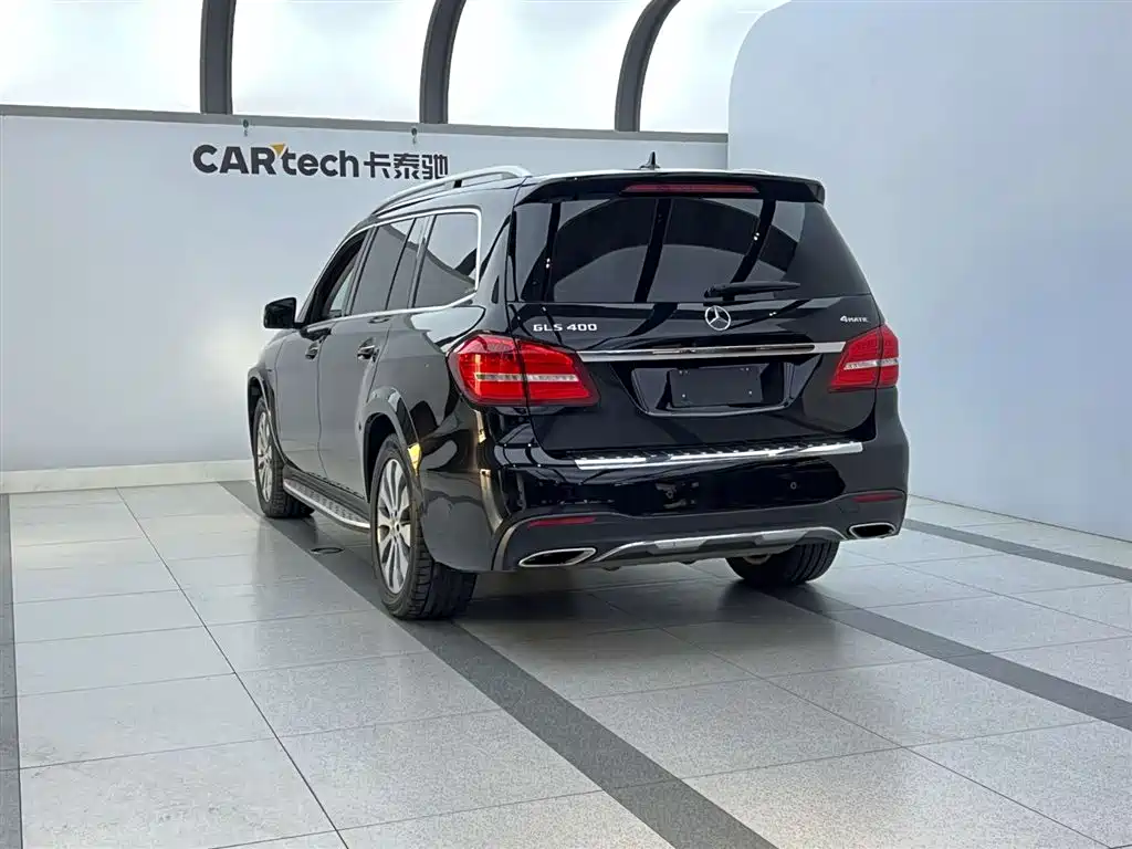 Mercedes-Benz GLS 400 4MATIC