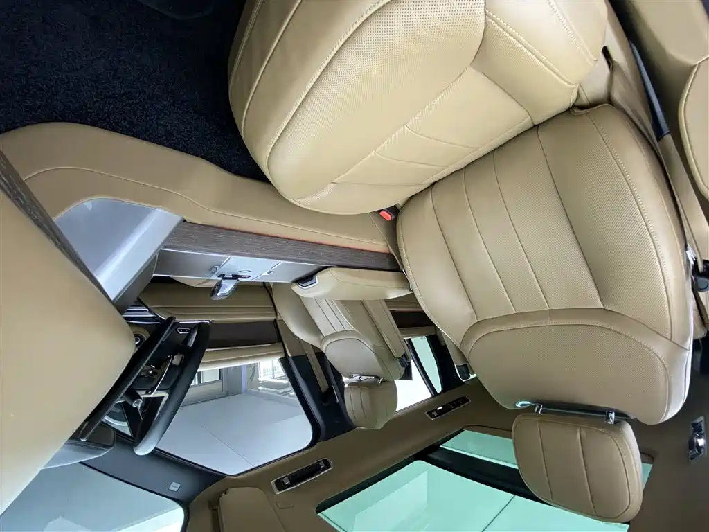 Range Rover 2024 3.0 L6 400PS Autobiography LWB