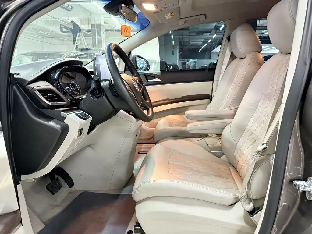 Buick GL8 2023 Land Business Class Comfort