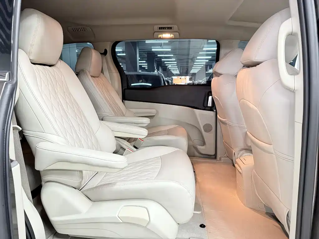 Buick GL8 2023 Land Business Class Comfort