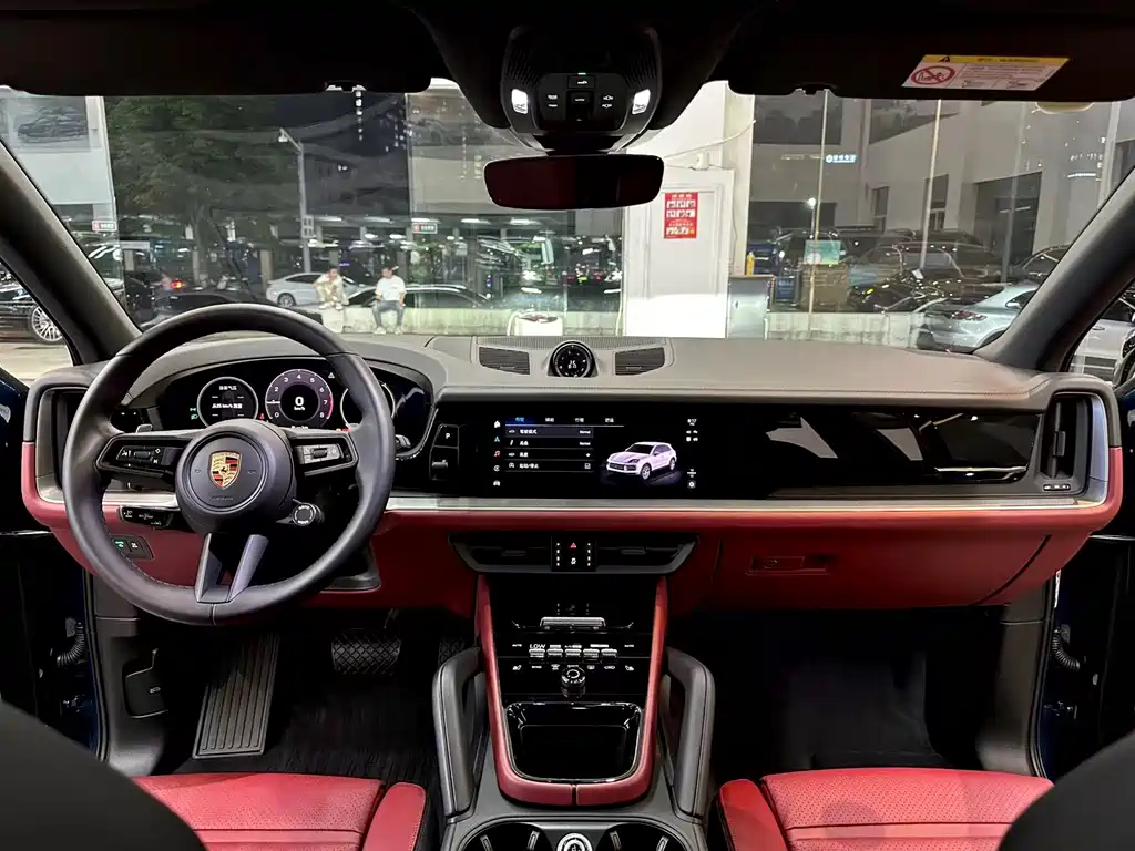 Porsche Cayenne 2024 3.0T