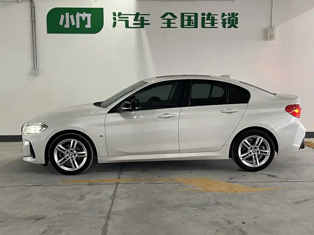 BMW 1 Series 2022 120i M Sport Night Edition