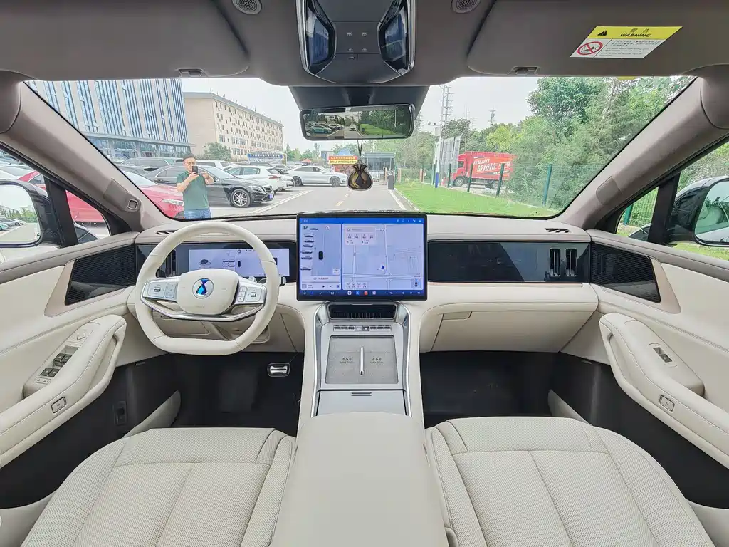 Denza N8L 2025 Flagship