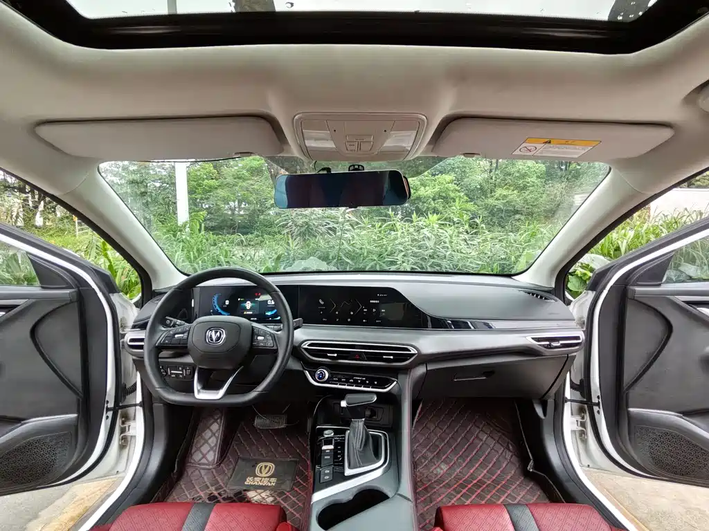 Changan Eado Plus 2021 Blue Whale NE 1.4T GDI DCT Prestige Edition