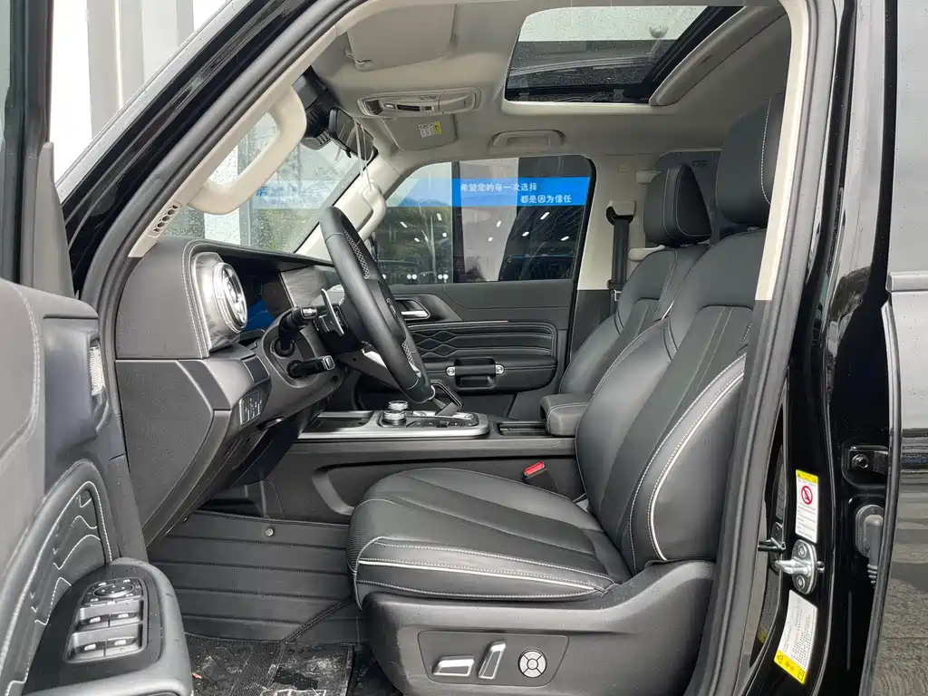 Tank 300 2023 2.0T Tieqi 02