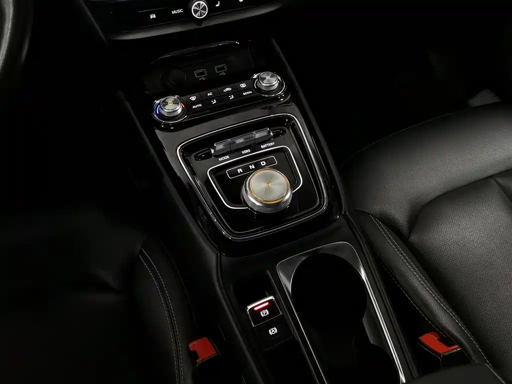 Roewe Ei5 2018 Internet Flagship Edition