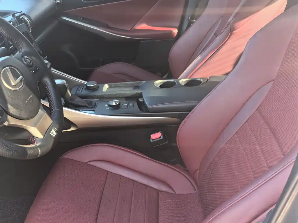 Lexus IS 250 F SPORT 2013