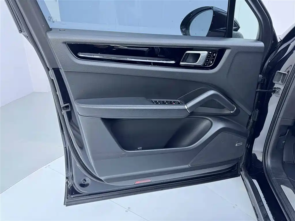 2019 Porsche Cayenne 3.0T