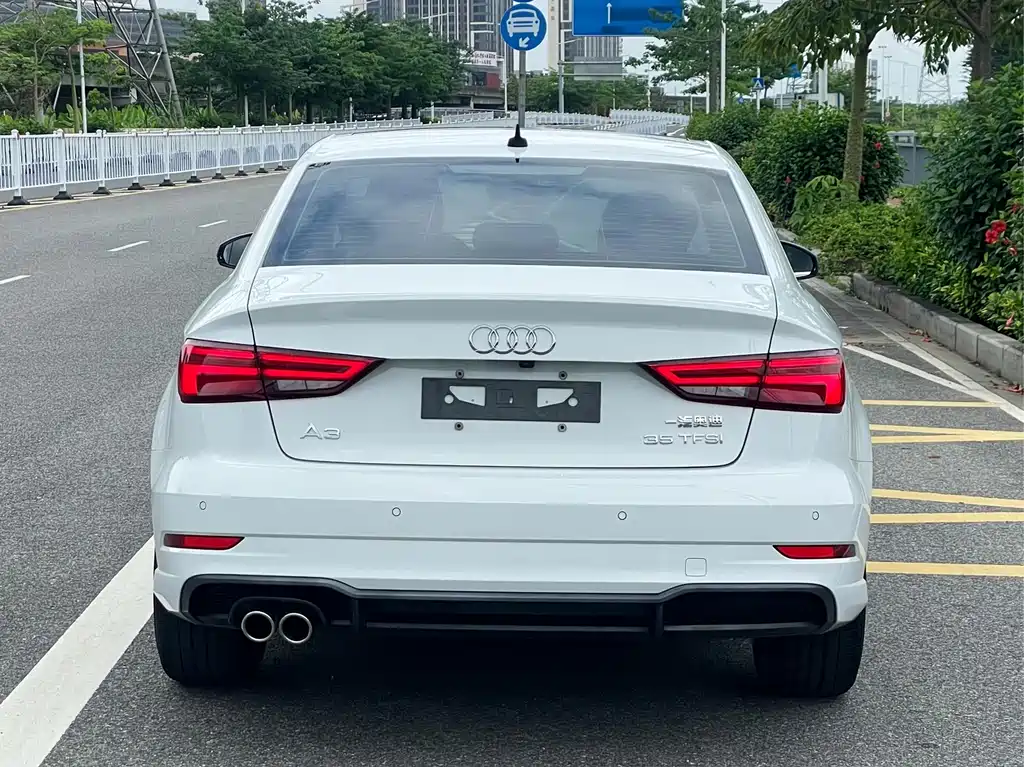 Audi A3 2020 Limousine 35 TFSI Sport China VI