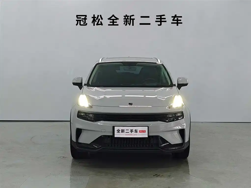 Lynk & Co 06 EM-P 2022 PHEV 84km Pro