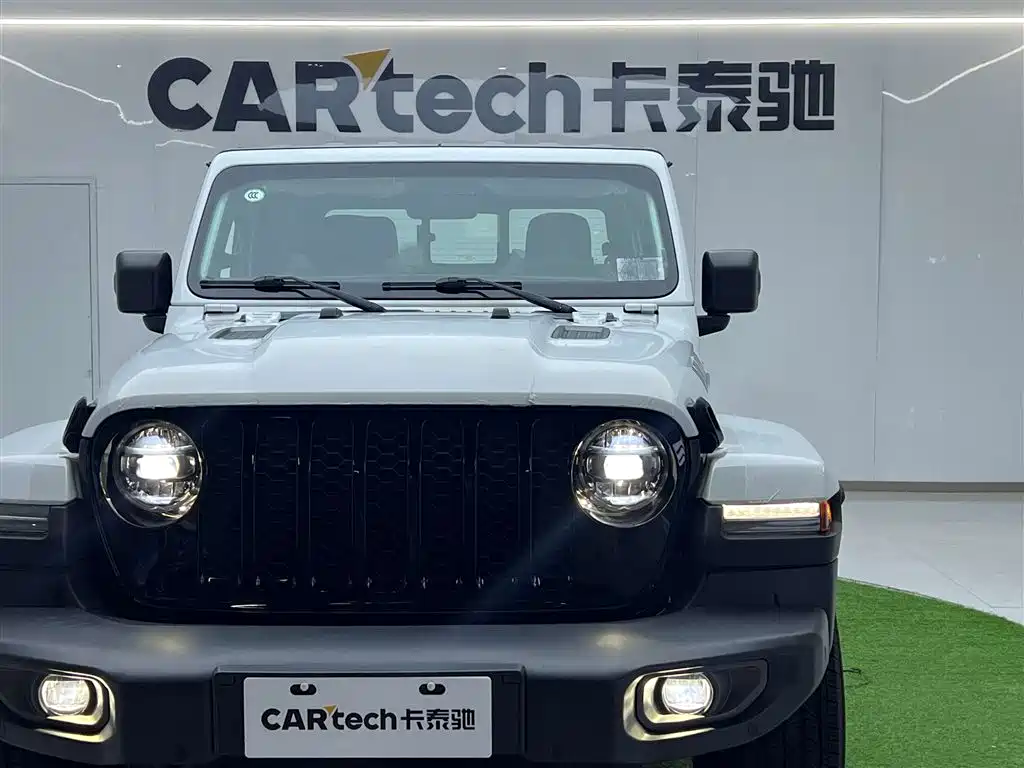 2023 Jeep Gladiator Overland 3.6L