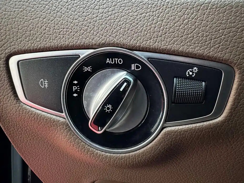 Mercedes-Benz E-Class 2022 E 260 L