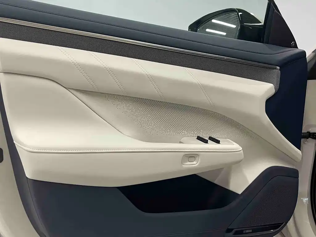 Zeekr 001 2025 YOU Edition 100kWh AWD