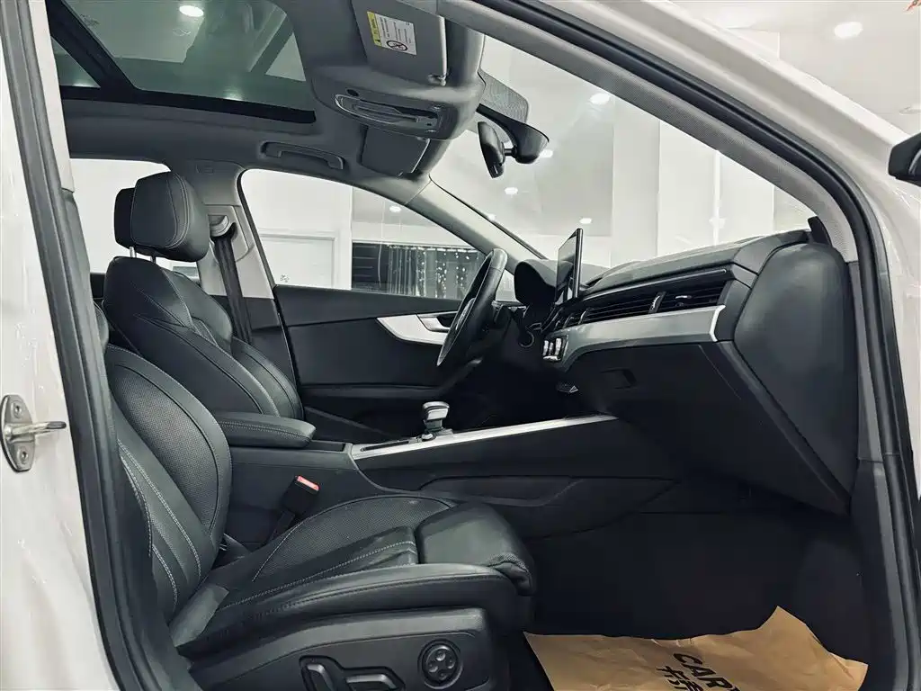 Audi A4L 2022 40 TFSI Fashion Dynamic