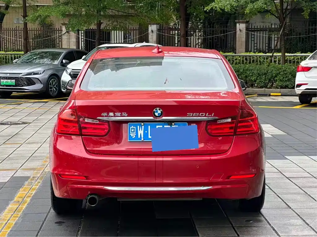 BMW 3 Series 2013 320Li Fashion Edition