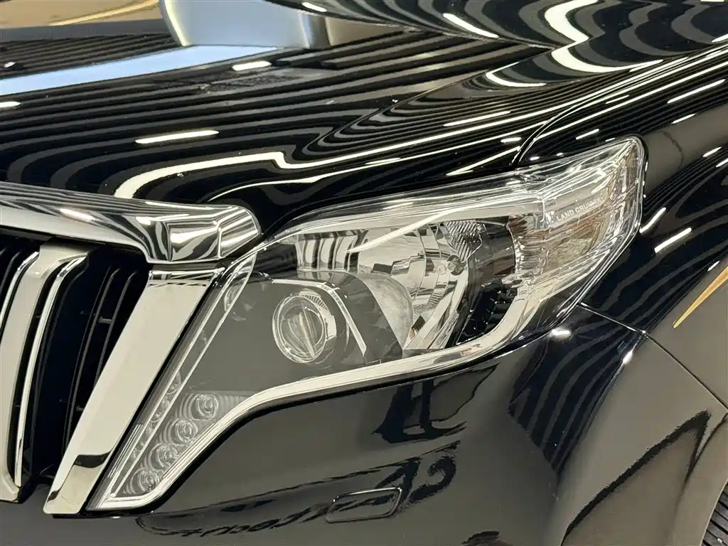 Prado 2014 4.0L Automatic VX NAVI