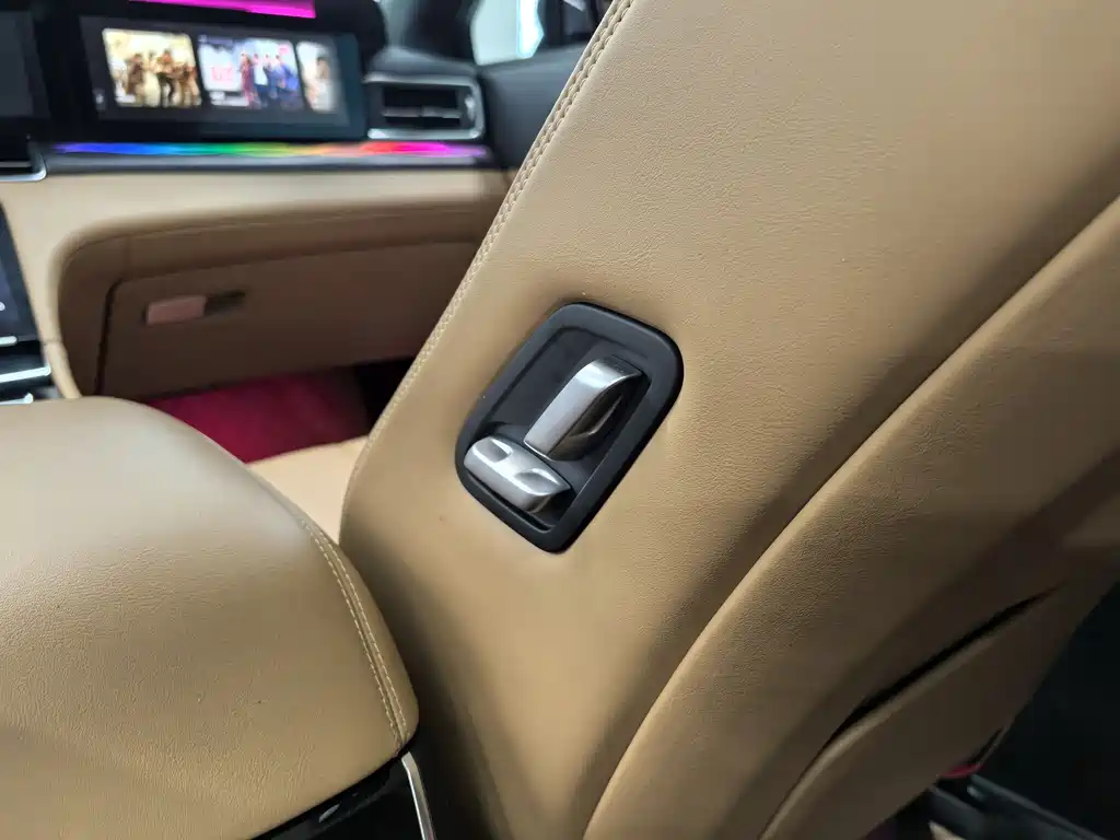 Li Auto ONE 2020 EREV 6-seat Edition
