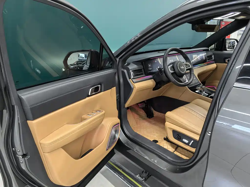 Li Auto ONE 2020 EREV 6-seat Edition