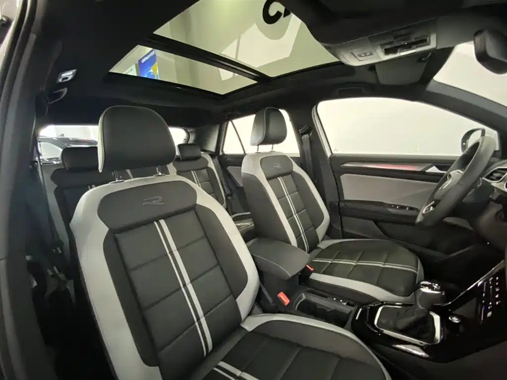 T-ROC 2025 Facelift 300TSI DSG FWD Chenguang Edition