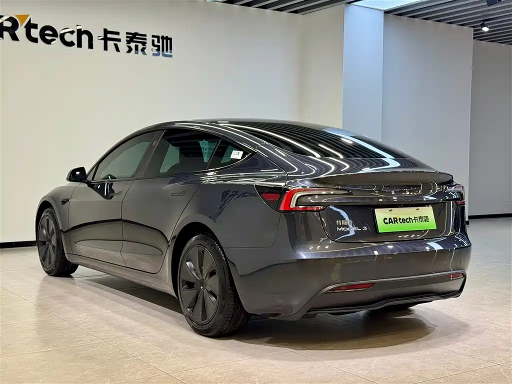 Tesla Model 3 2023 RWD