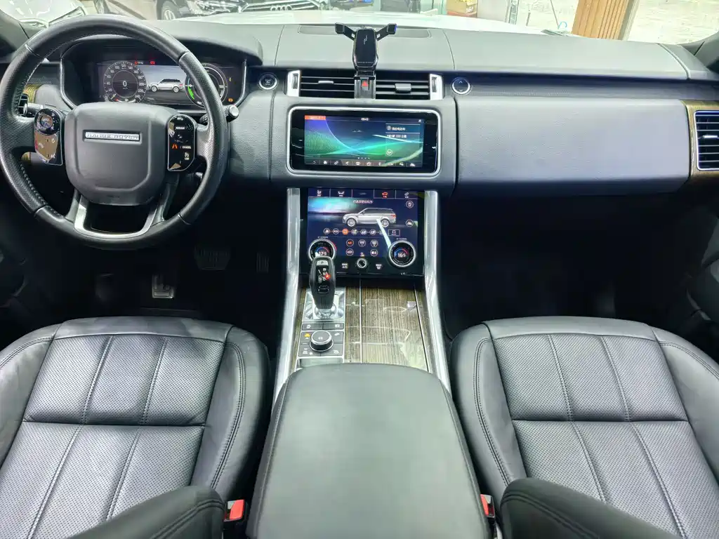 Range Rover Sport P400e 2018