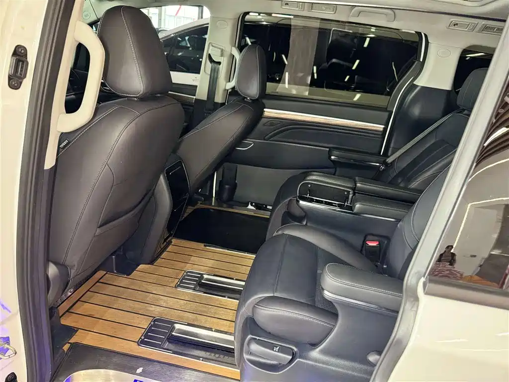 Trumpchi M8 2021 Lingxiu Series 390T Premium Edition