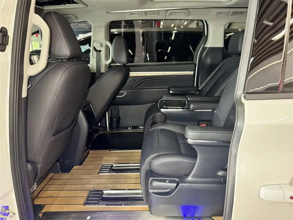 Trumpchi M8 2021 Lingxiu Series 390T Premium Edition