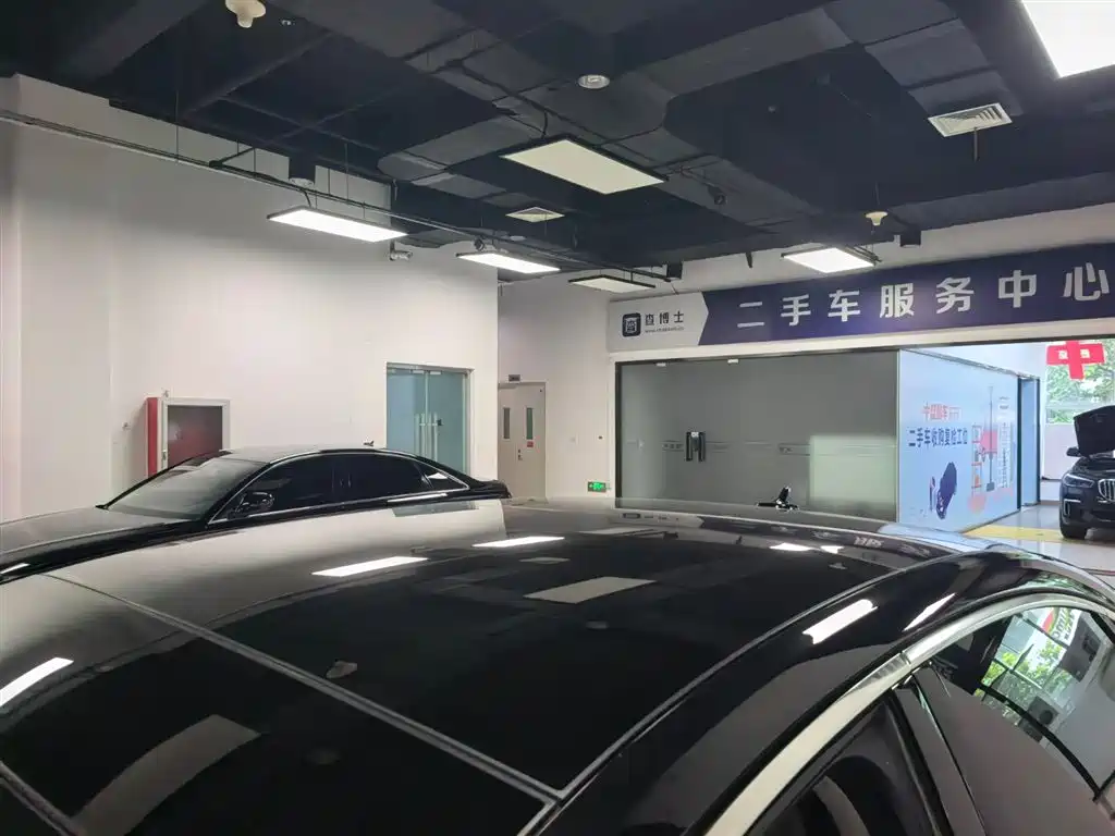 Audi A8L 55 TFSI quattro