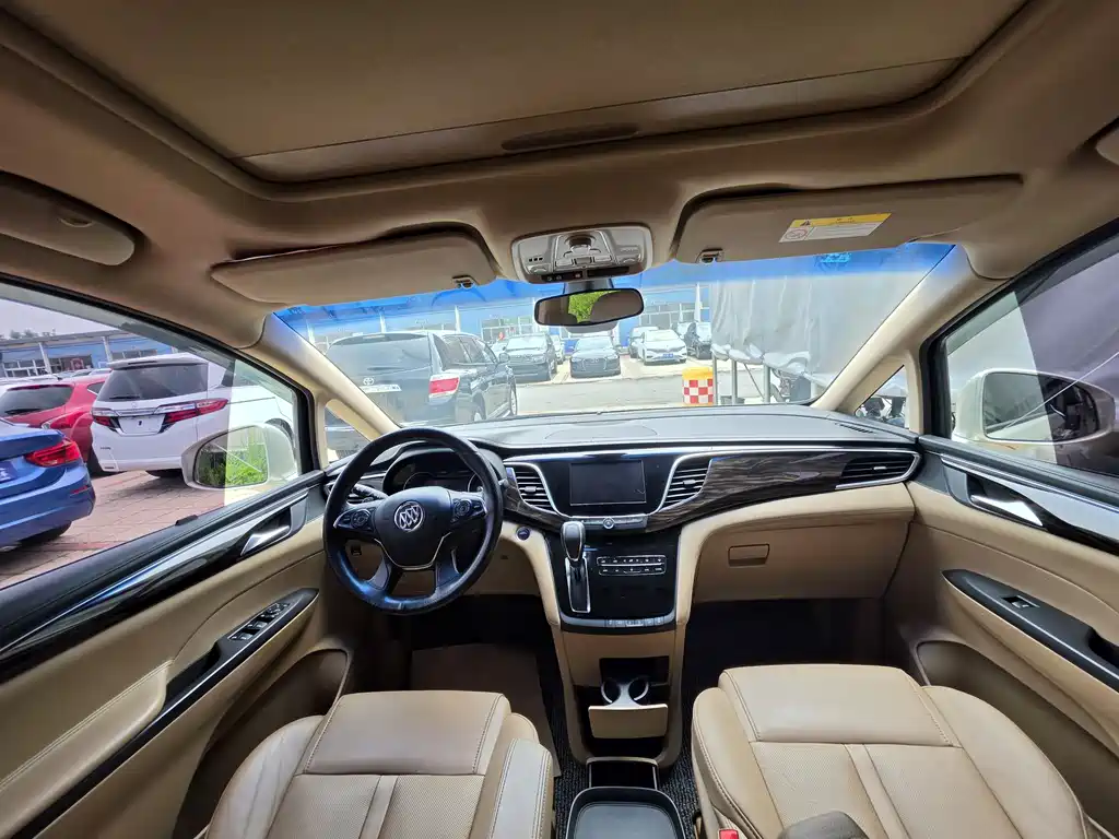 Buick GL8 2017 ES 28T Luxury Edition China V