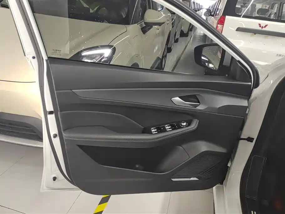 Geely Binrui COOL 2022 1.5T DCT Dianche Edition