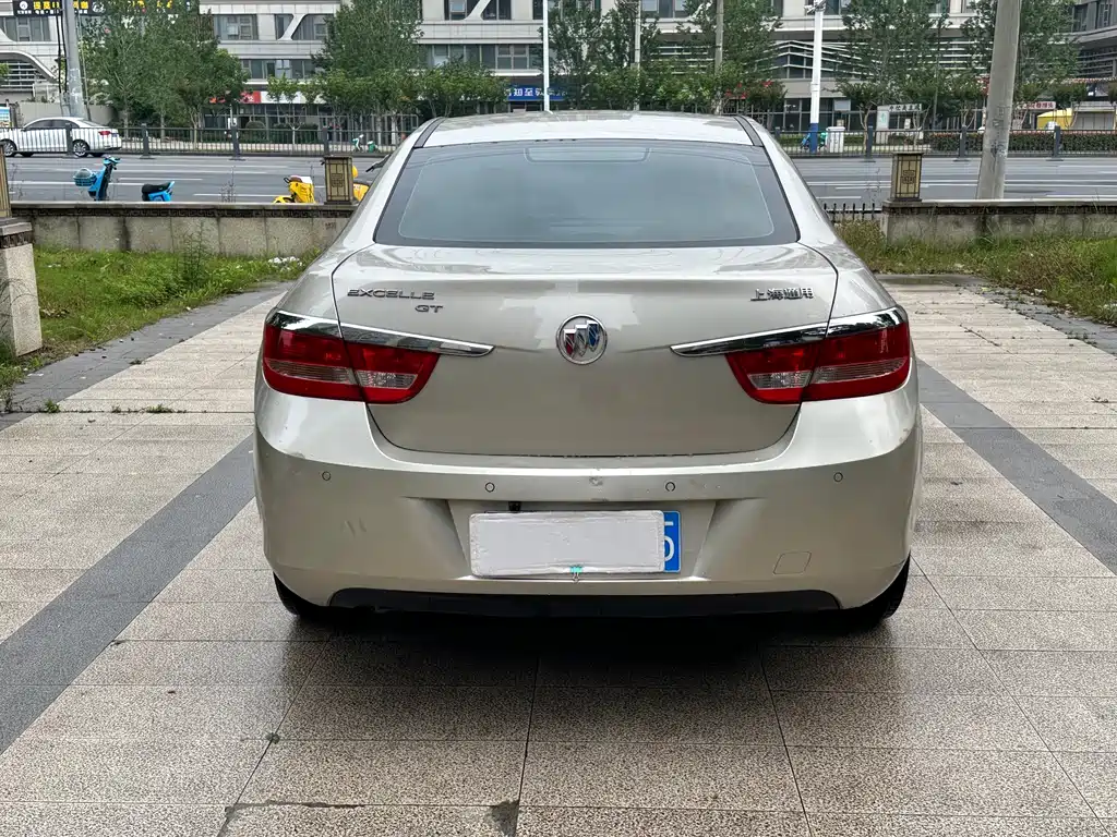 Buick Excelle GT 2013 1.6L Manual Entry Edition