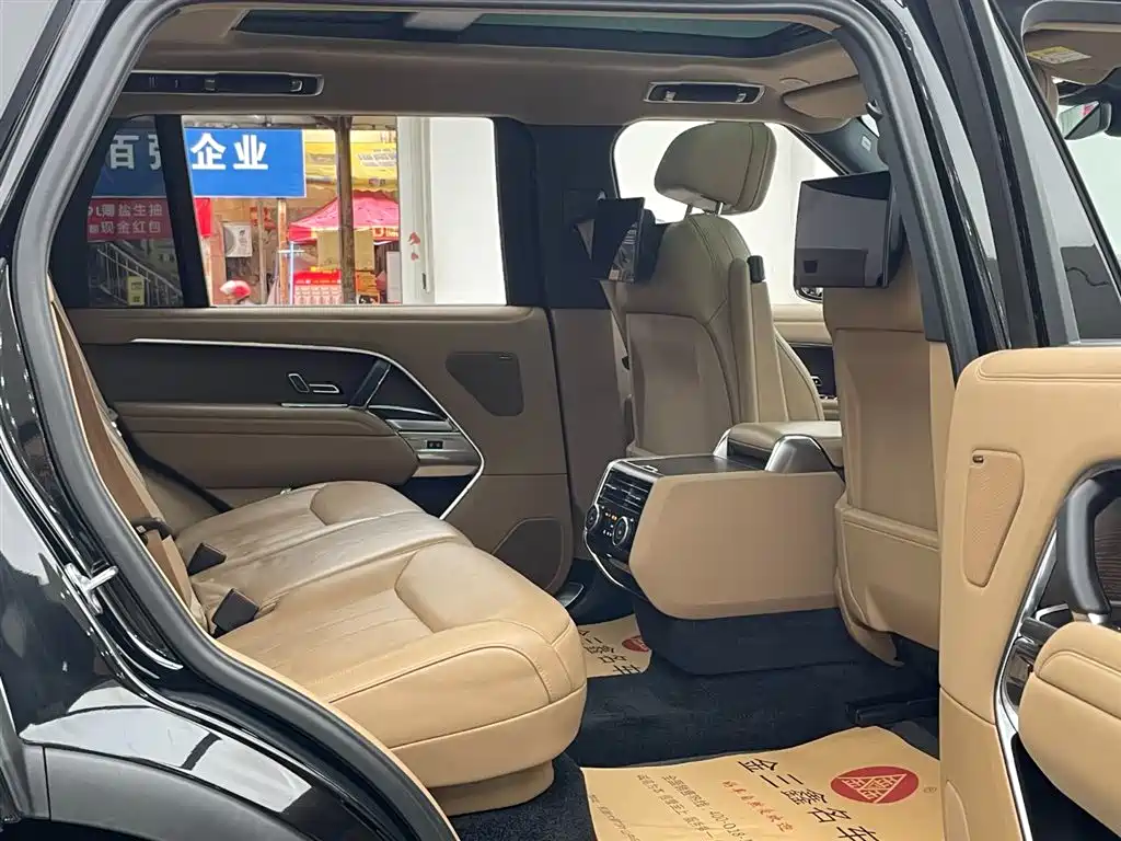 Range Rover 2023 Facelift 3.0 L6 400PS Autobiography LWB